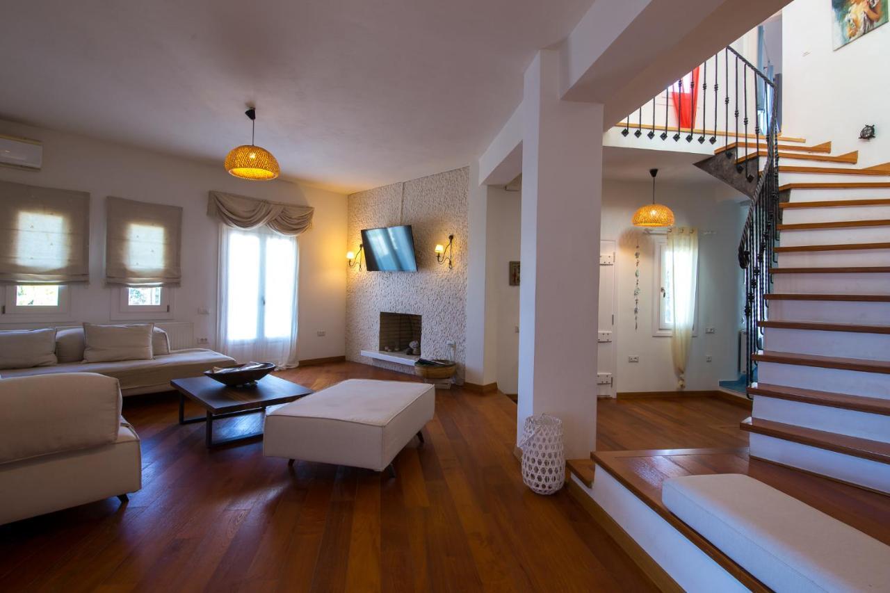 A&V Sea View Villa Fira  Bagian luar foto