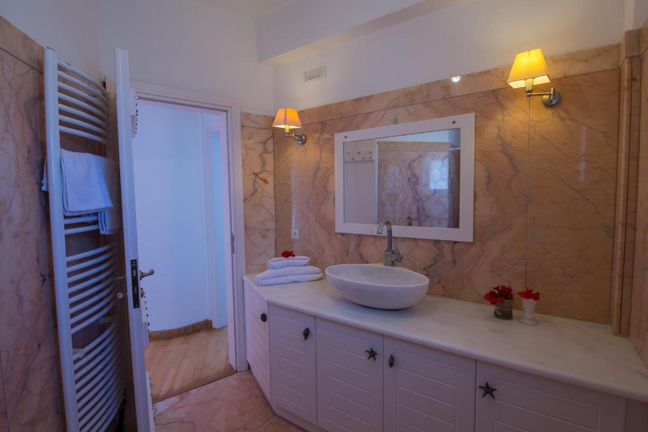 A&V Sea View Villa Fira  Bagian luar foto
