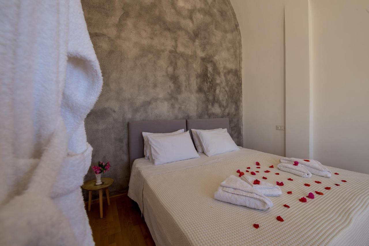 A&V Sea View Villa Fira  Bagian luar foto